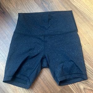 Wunder Train HR Biker Shorts